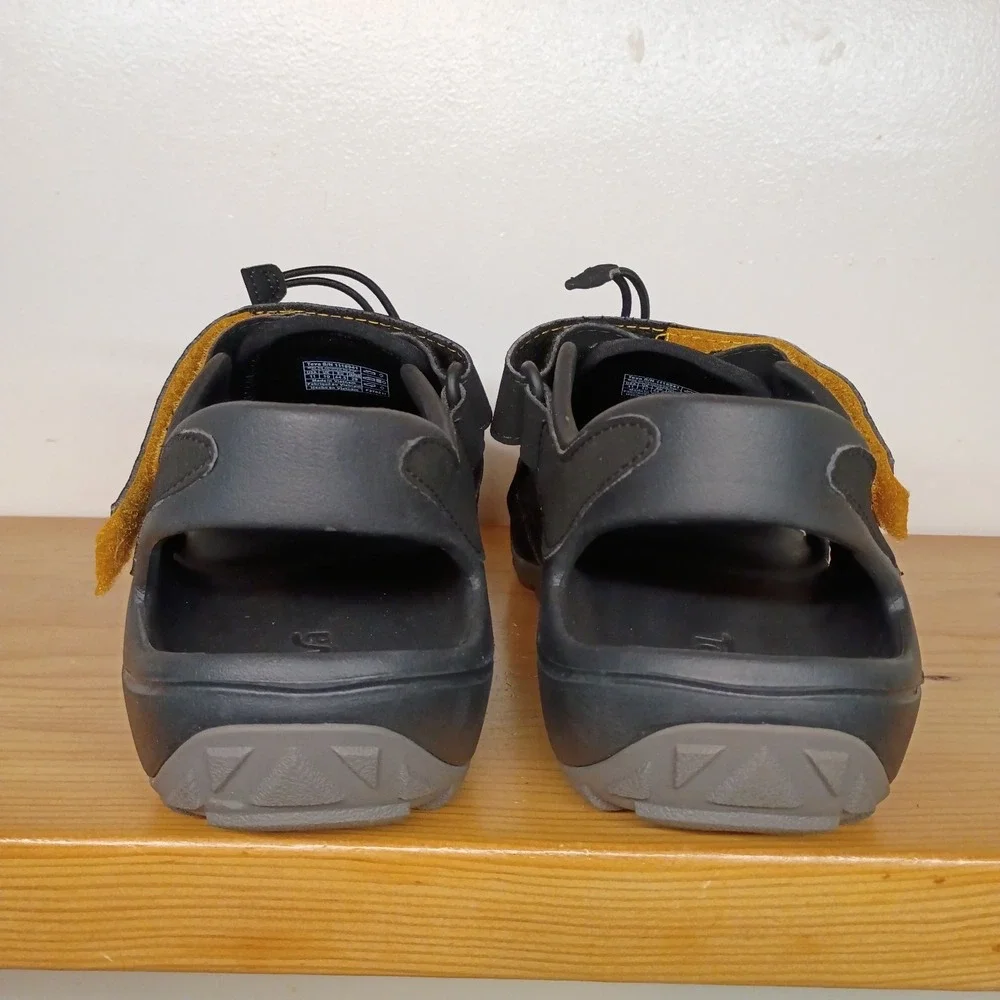 Teva flintwood black